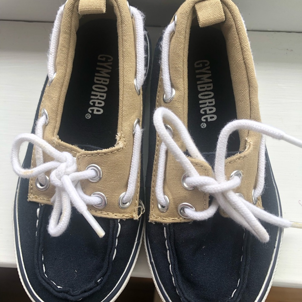 Gymboree boys loafers. Size 9